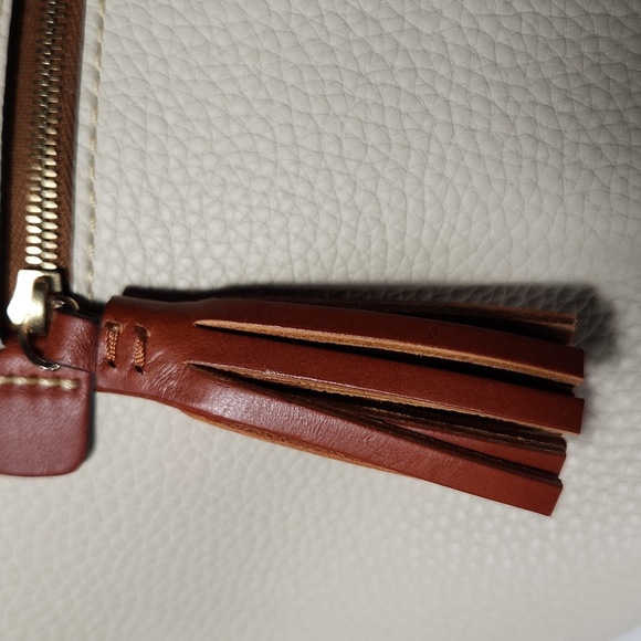 NEW! Dooney & Bourke K2097873 Ivory and Tan Leather Large Tote - Picture 9 of 15